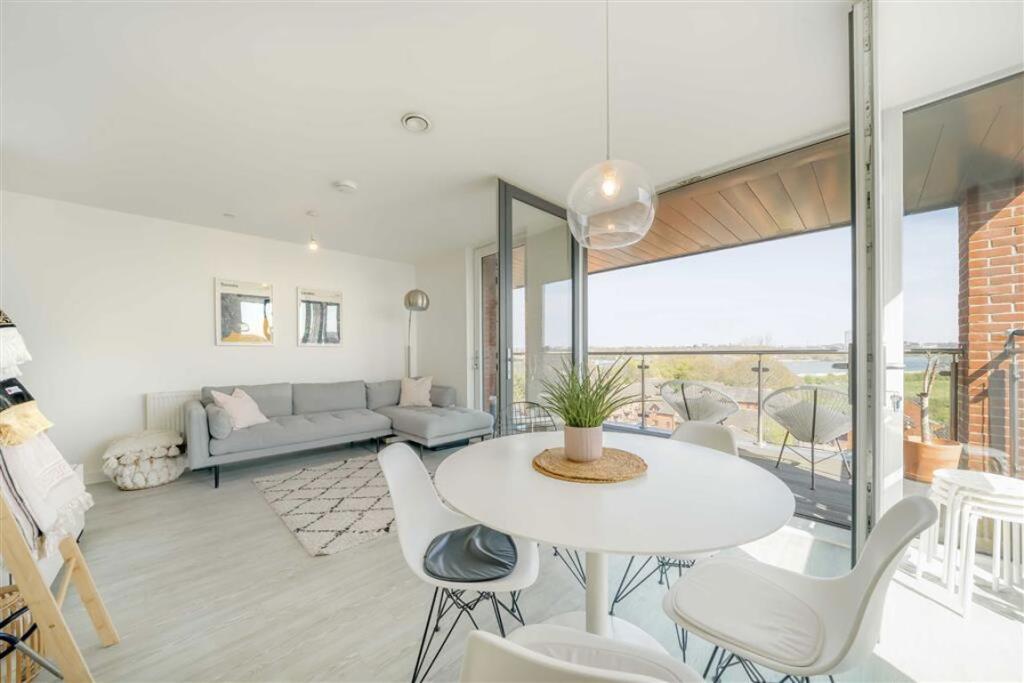 2 Schlafzimmer Wohnung in Neasden, United Kingdom, Nr. 5740