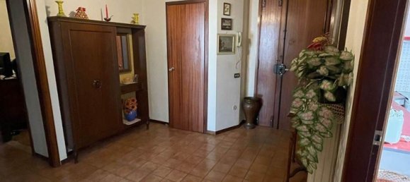 5-Zimmer Wohnung in Pistoia, Italy, Nr. 222867 2