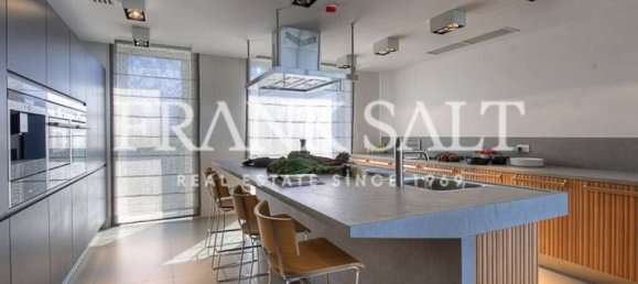 3 bedrooms Villa in Bahar ic-Caghaq, Malta No. 1174 3