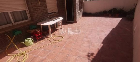 Apartamento de 3 dormitorios en Lérida, Spain No. 172654 21