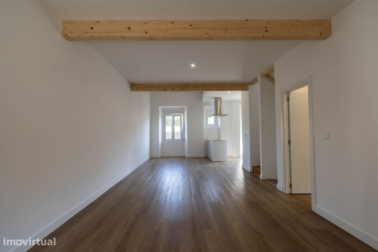 3 bedrooms House in Loures, Portugal No. 297144