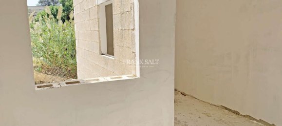 2 bedrooms Apartment in Saint Paul's Bay, Malta No. 1588 5