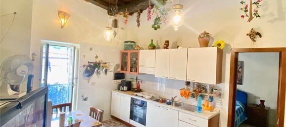 3 rooms Apartment in Itri, Italy No. 295435 4