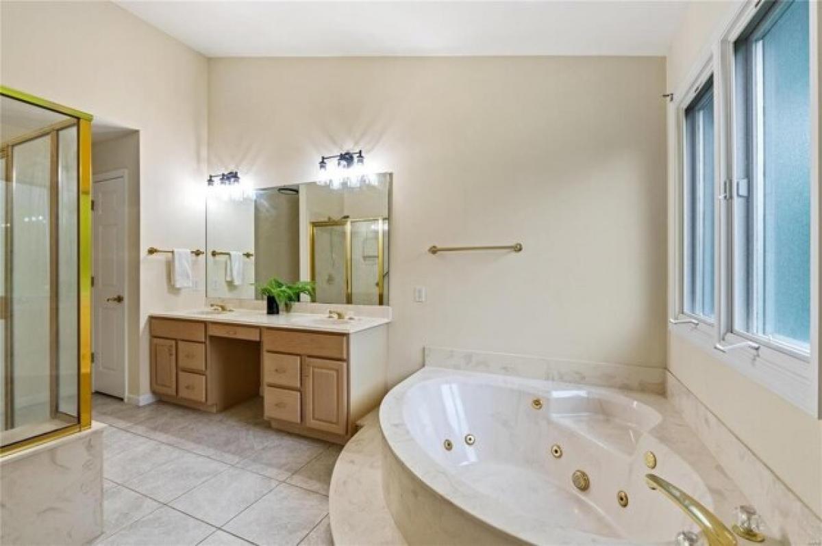 3 bedrooms House in Saint Charles, USA No. 405644