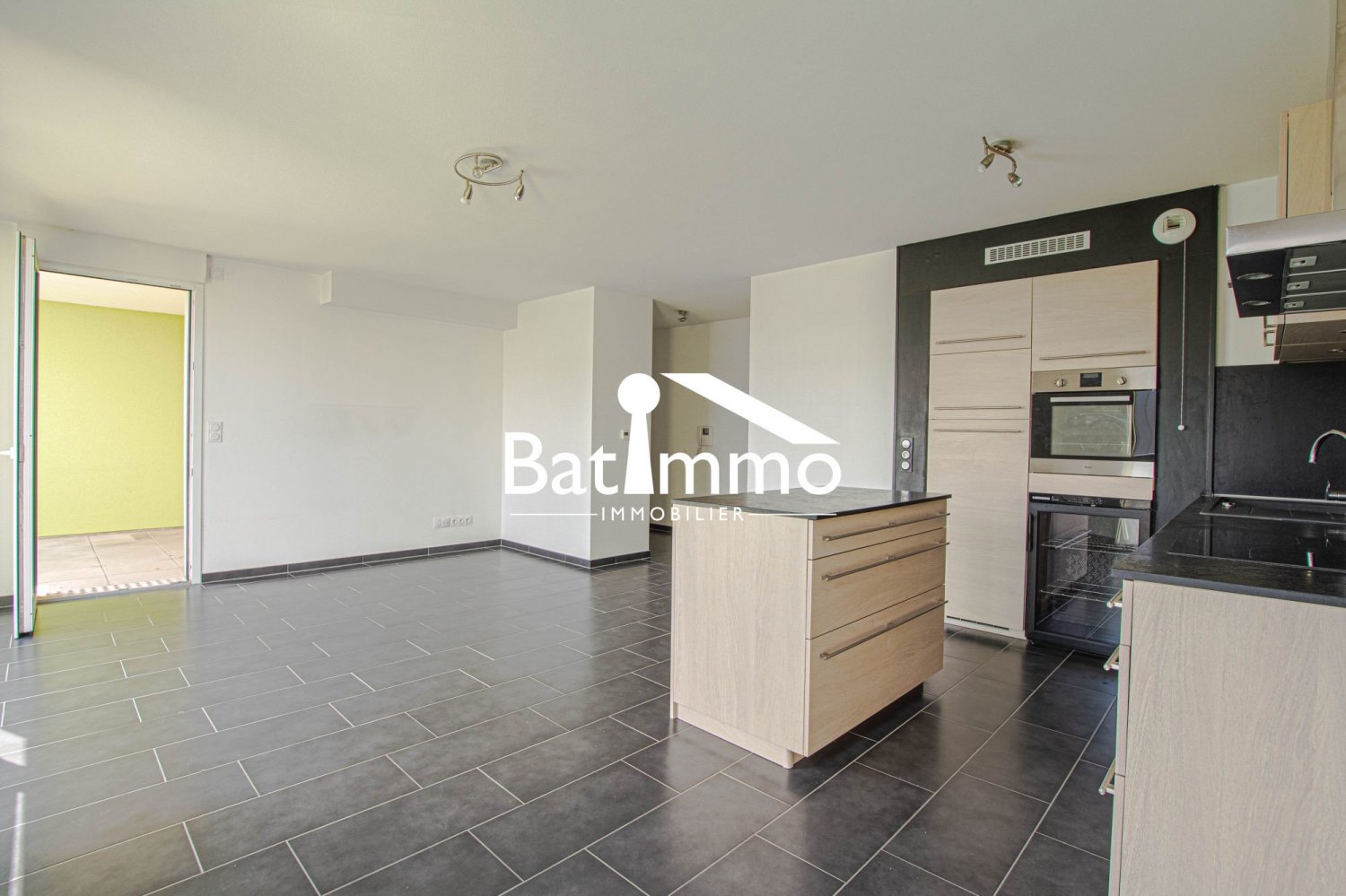 2 Schlafzimmer Wohnung in Marly, France, Nr. 51324