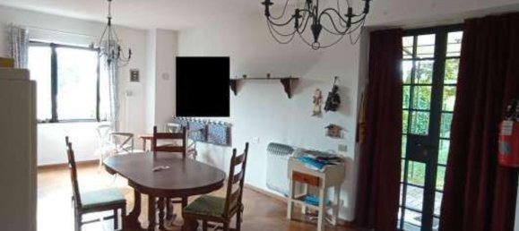 4 rooms Apartment in Vertemate con Minoprio, Italy No. 6772 13