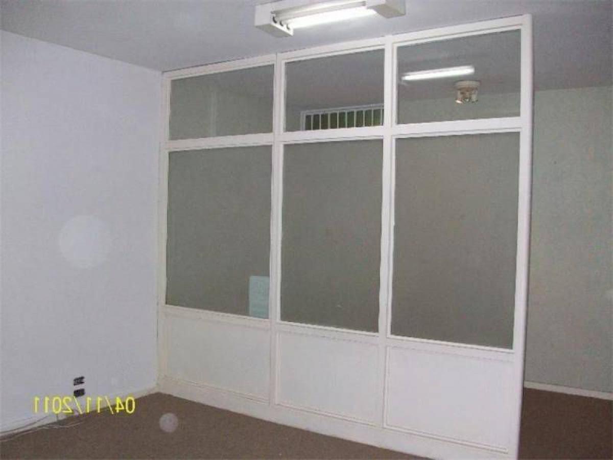 58m² Office in Buenos Aires, Argentina No. 106161