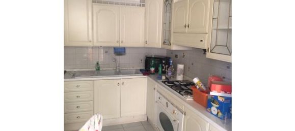 4 rooms Apartment in Avellino, Italy No. 257174 3