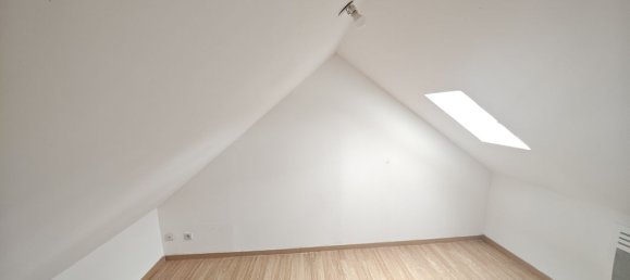 3 bedrooms Duplex in Roubaix, France No. 278255 9