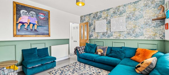 3 bedrooms House in Redhill, United Kingdom No. 1026 5