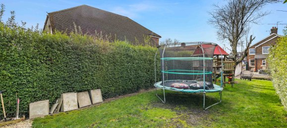 3 bedrooms House in Redhill, United Kingdom No. 1026 11