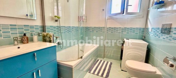 3 Schlafzimmer Wohnung in Vado Ligure, Italy, Nr. 259669 21