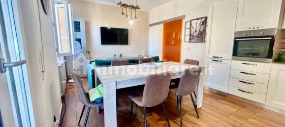 3 Schlafzimmer Wohnung in Vado Ligure, Italy, Nr. 259669 7