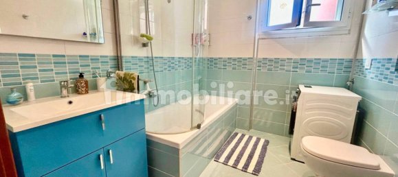 3 Schlafzimmer Wohnung in Vado Ligure, Italy, Nr. 259669 20