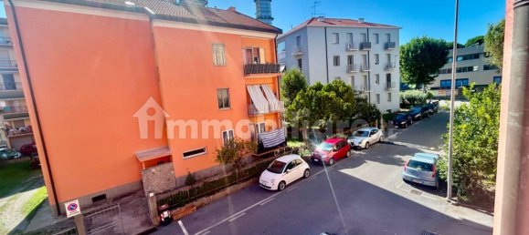 3 Schlafzimmer Wohnung in Vado Ligure, Italy, Nr. 259669 33