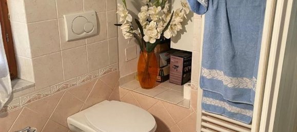 3 rooms Apartment in Carrara, Italy No. 153713 5