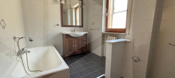 3-salle Appartement à Matera, Italy No. 22831 17