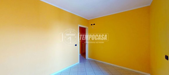 4 rooms Apartment in Bovisio Masciago, Italy No. 307642 32