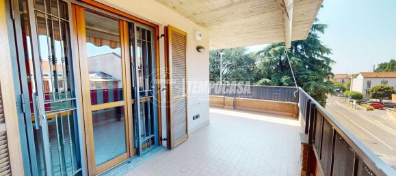 4 rooms Apartment in Bovisio Masciago, Italy No. 307642 5