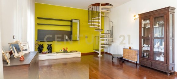 Casa de 7 dormitorios en Trecastagni, Italy No. 327394 10