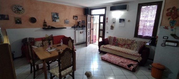Apartamento de 3 habitaciónes en Castel Gabbiano, Italy No. 65721 2