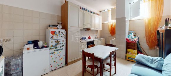 3-Zimmer Wohnung in Bari, Italy, Nr. 126001 10