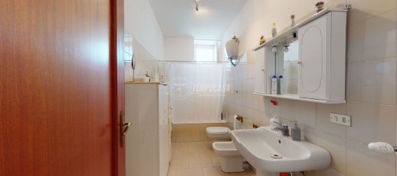 3-Zimmer Wohnung in Bari, Italy, Nr. 126001 16