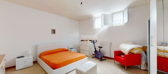 3-Zimmer Wohnung in Bari, Italy, Nr. 126001 2