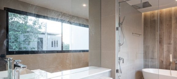 Casa de 4 dormitorios en Hang Dong, Thailand No. 64647 9