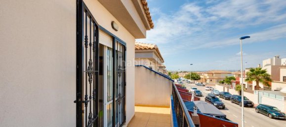 3 غرف نوم منزل في Torrevieja, Spain رقم 138013 38