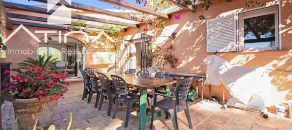 4 bedrooms Villa in Denia, Spain No. 164077 4