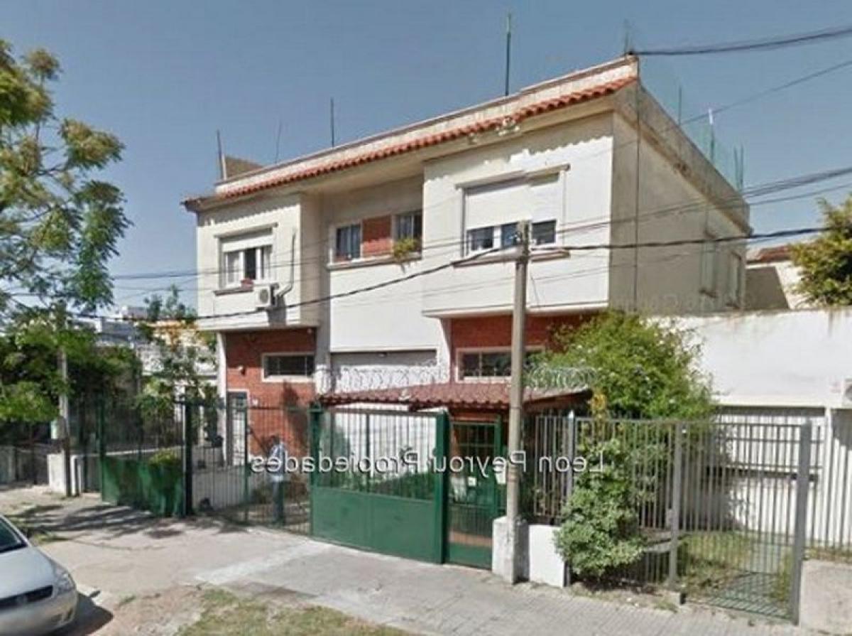 2 bedrooms Apartment in Montevideo, Uruguay No. 2408