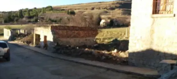  Land in Segovia, Spain No. 28656 5
