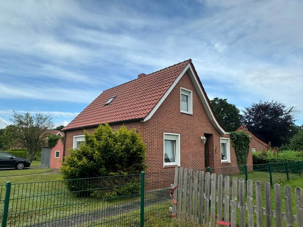3 bedrooms House in Leer, Germany No. 264880