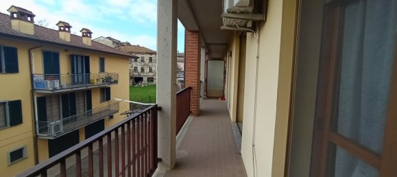 4-Zimmer Wohnung in Pianello Val Tidone, Italy, Nr. 84391 5