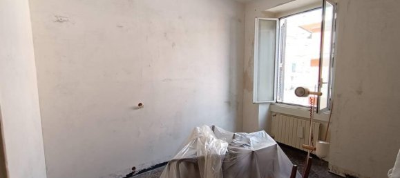 4-salle Appartement à Genoa, Italy No. 21252 20