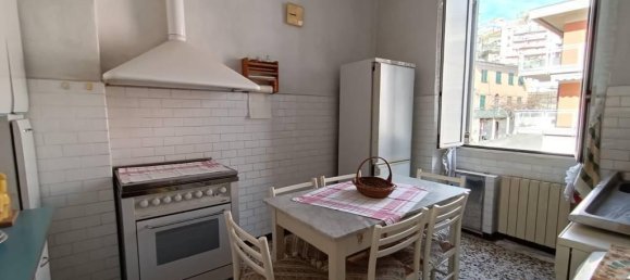 4-salle Appartement à Genoa, Italy No. 21252 14