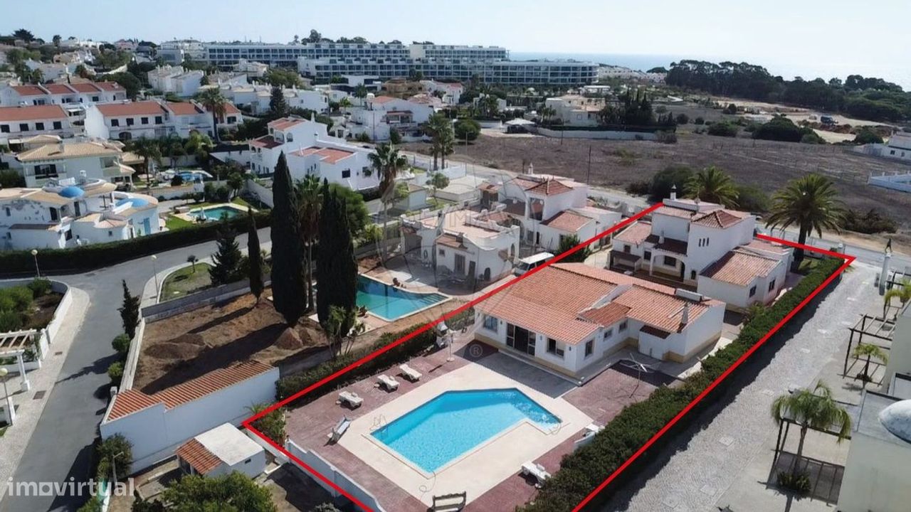 Casa de 3 dormitorios en Albufeira, Portugal No. 21892