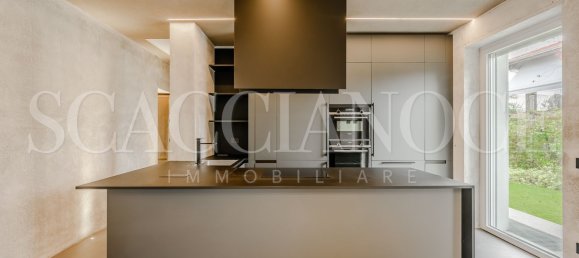 5 bedrooms Villa in Cossato, Italy No. 376468 3