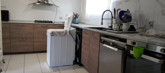 5 bedrooms Villa in Goussainville, France No. 173640 4