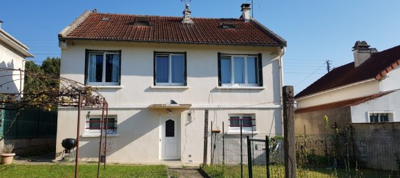 5 bedrooms Villa in Goussainville, France No. 173640 2