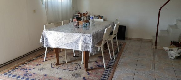 5 bedrooms Villa in Goussainville, France No. 173640 3