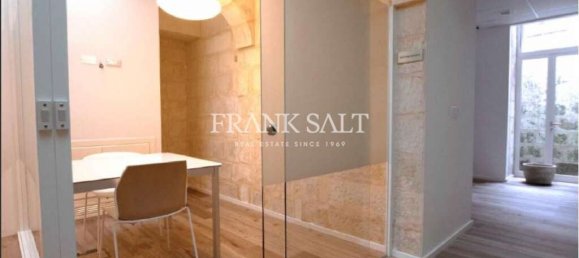 Oficina en Floriana, Malta 450 m² No. 12306 4