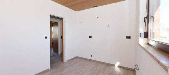 2 rooms Apartment in Wilhelmshaven, Germany No. 61832 10