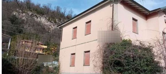 Дом с 14 комнатами в Санджано, Италия № 92603 3