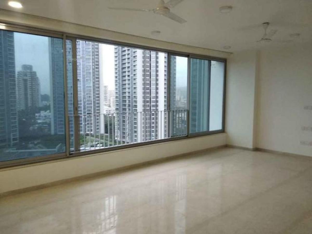 Дом с 3 спальнями в Мумбаи, Индия № 42874