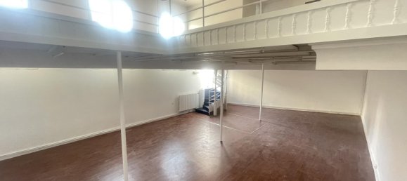 Gewerbliche Immobilie in Soissons, France 160m², Nr. 250522 4