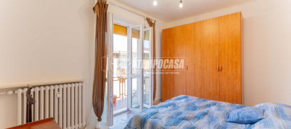 2 rooms Apartment in Magenta, Italy No. 275859 4
