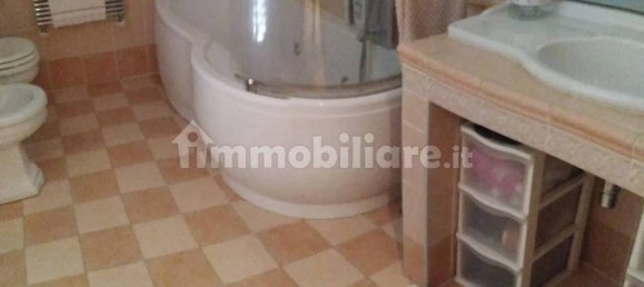 13 غرف نوم فيلا في Montenero di Bisaccia, Italy رقم 199933 13