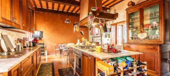 4 bedrooms Villa in Pienza, Italy No. 179477 5